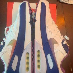Men’s Size 13 Air Max 90 Easter